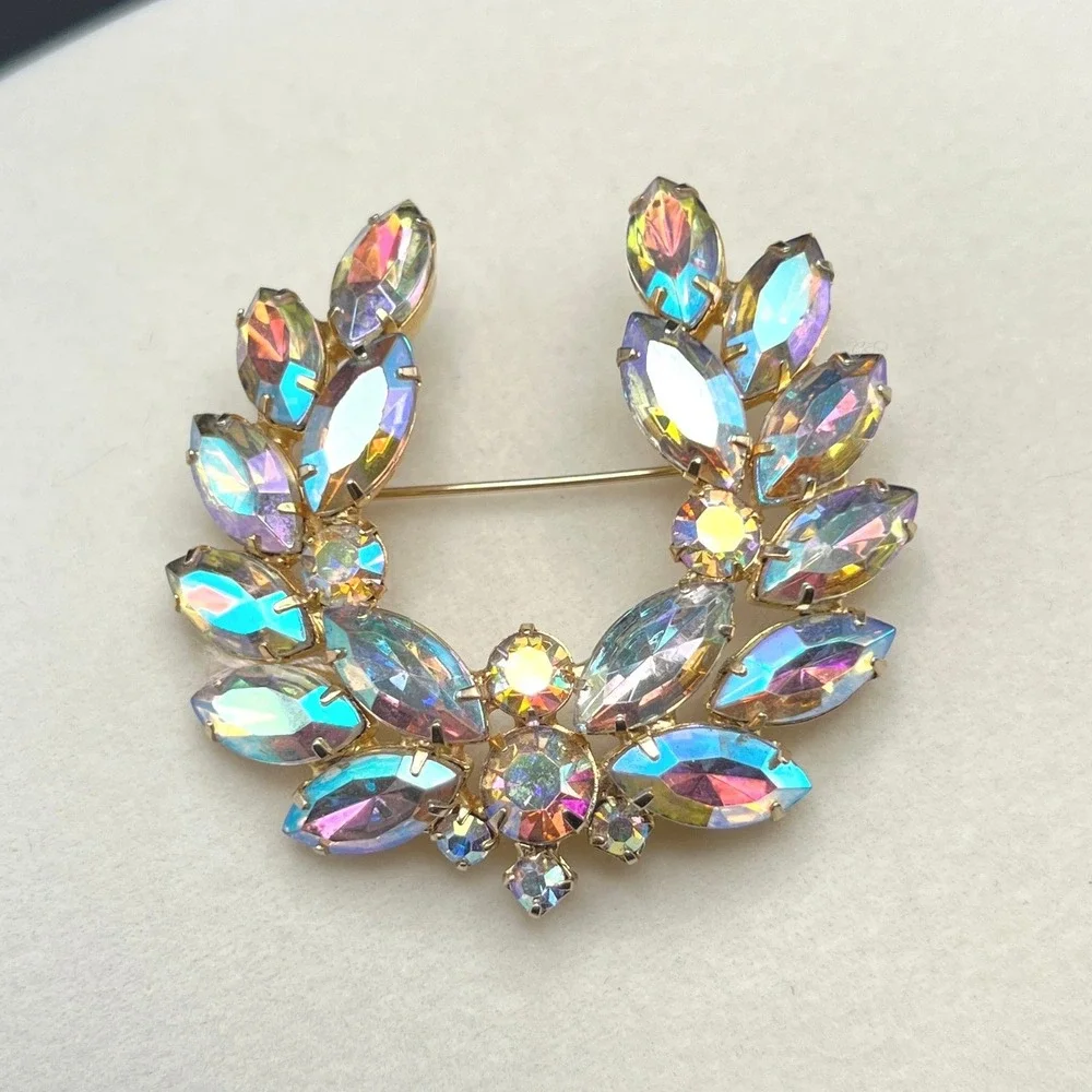 Vintage AB Rhinestone Brooch Gold Tone Laurel Wreath MCM Ethereal